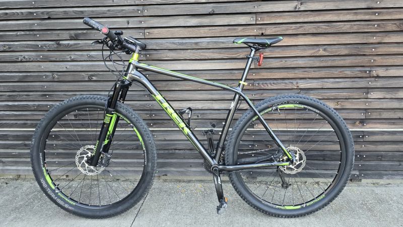 Trek Superfly 6