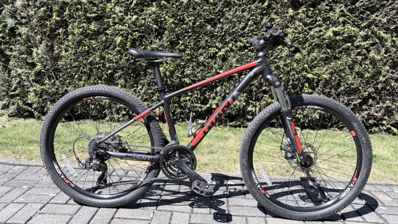Giant ATX