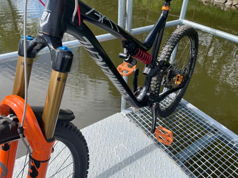 Commencal Meta AM V4.2