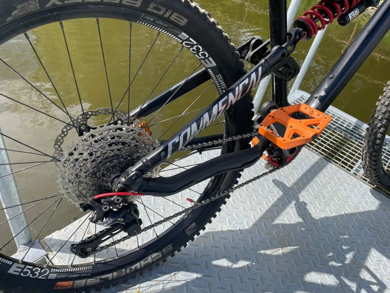 Commencal Meta AM V4.2