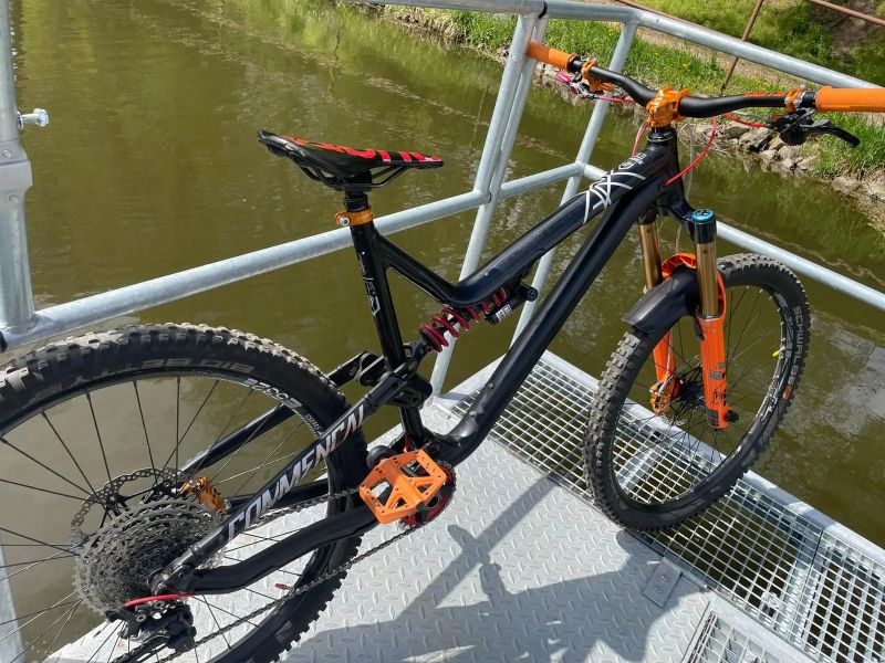 Commencal Meta AM V4.2