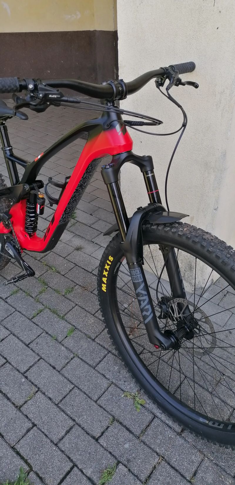 GT force carbon Elite