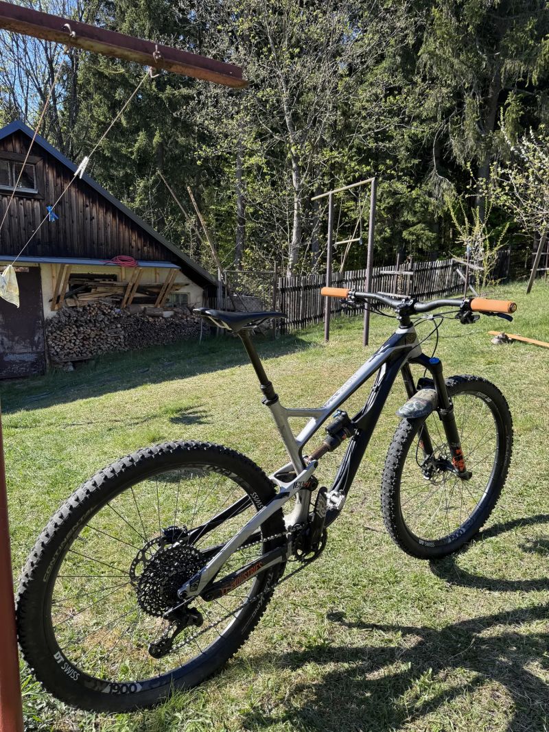 YT Industries Jeffsy CF Pro Race