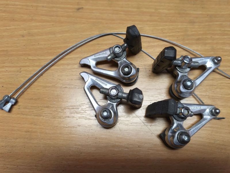 Brzdy cantilever Shimano BR-AT50