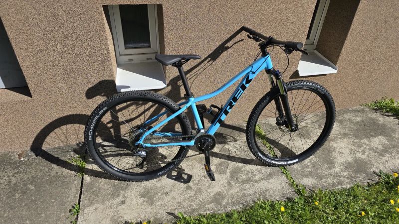 Trek Marlin 5 - 27“, r. 2021, vel. S