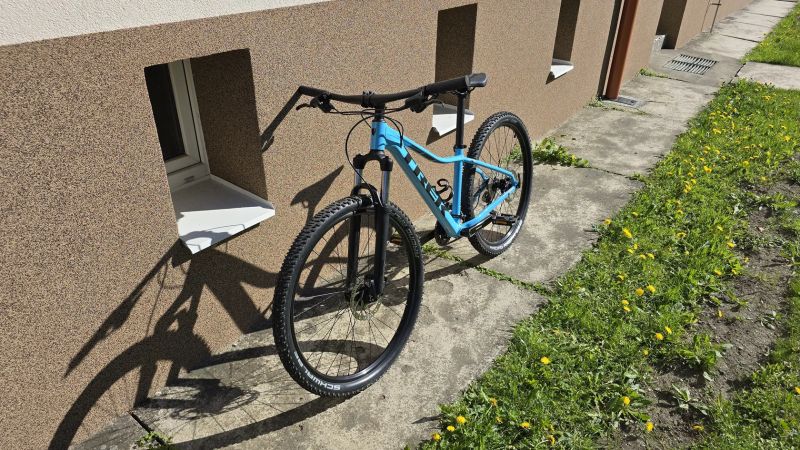 Trek Marlin 5 - 27“, r. 2021, vel. S