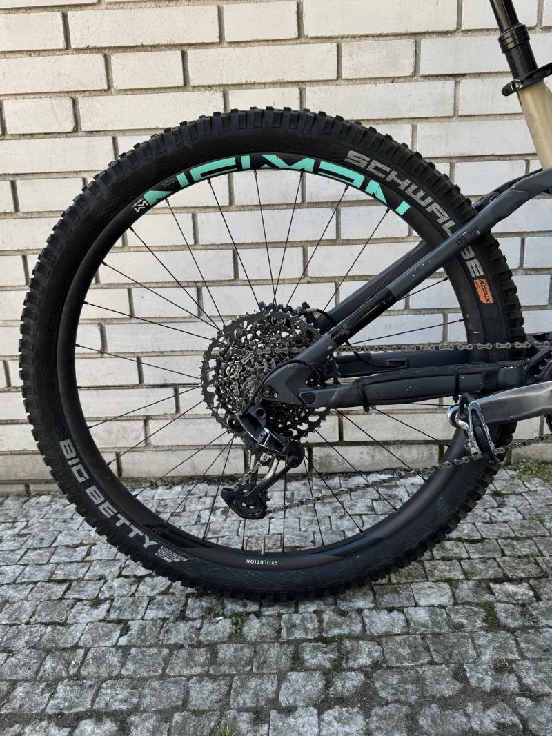 Cube Stereo 170 RACE, 29", Velikost L