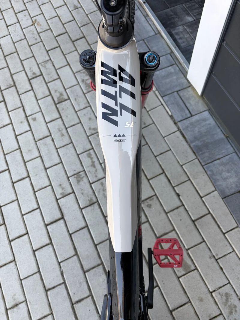 Haibike AllMtn Cf Se