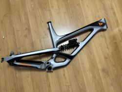 YT Capra cf pro race 29