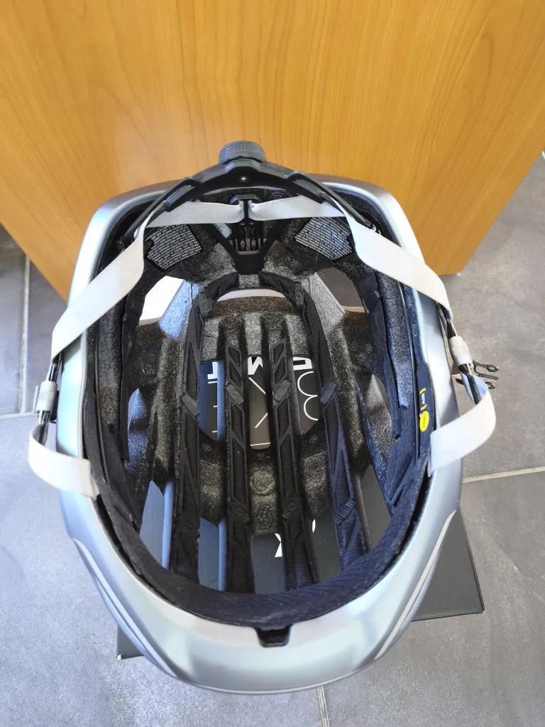 Scott Centric Plus vel. L 59-61cm