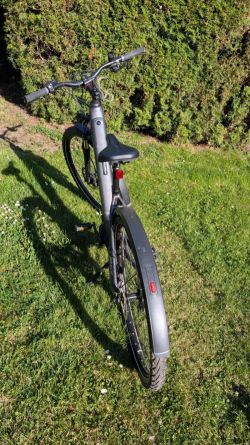 Cube Reaction Hybrid Performance 500