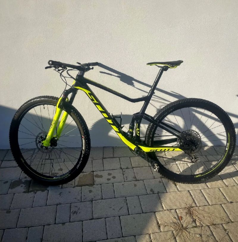 SCOTT Spark RC World Cup vel L