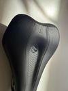 Prodám sedlo Sedlo 614 Ergowave active 2.1 (gravel) 140 mm.