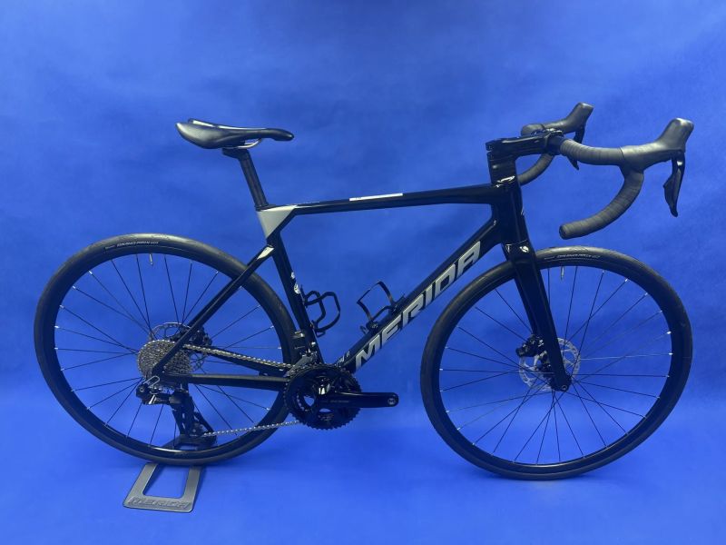 Merida Scultura 6000 Di2 elektrické řaz. 2x12 - kolo číslo 70 vel. M (54cm) pro postavy 175 - 182cm