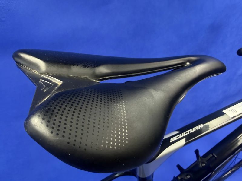 Merida Scultura 6000 Di2 elektrické řaz. 2x12 - kolo číslo 70 vel. M (54cm) pro postavy 175 - 182cm