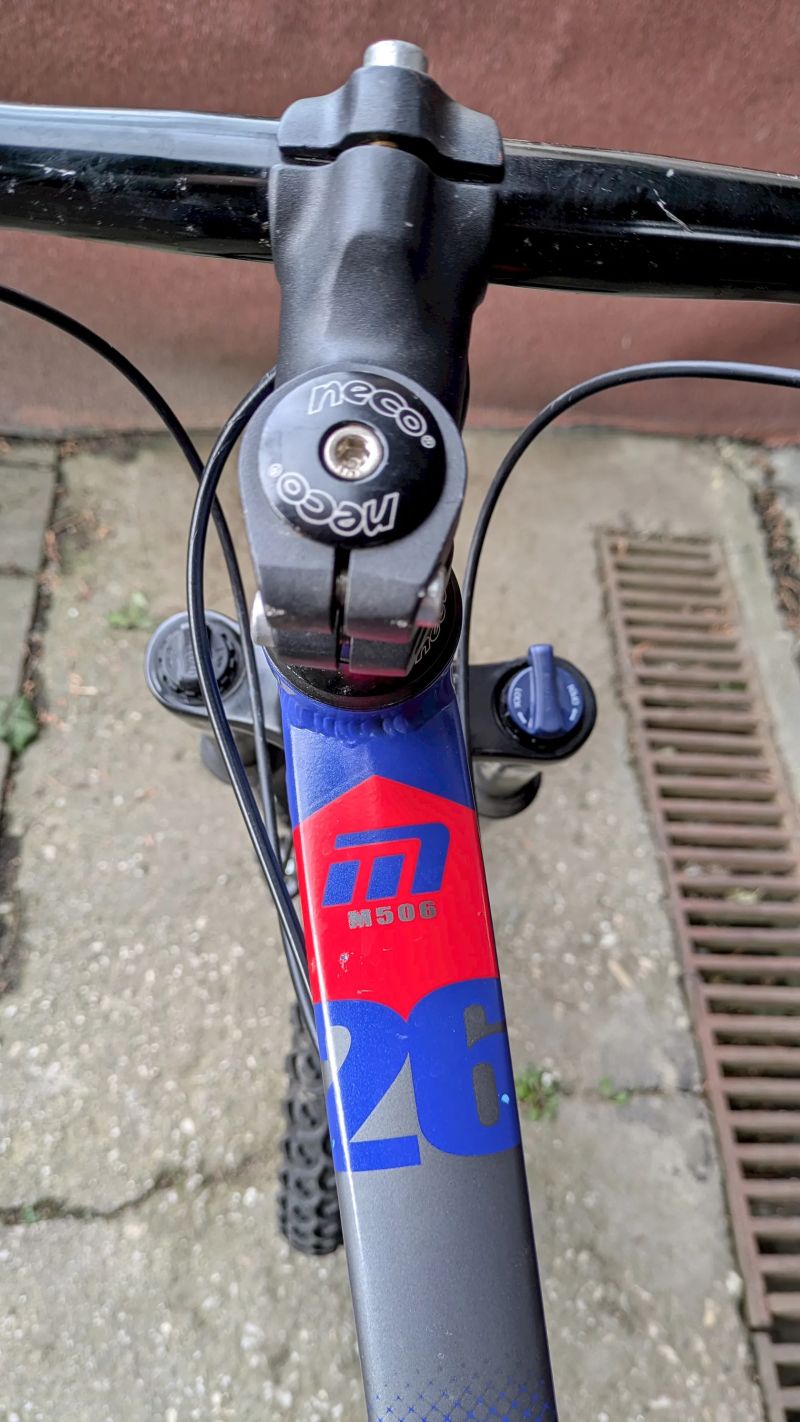 Juniorské kolo s rámem Maxbike 15”, velikost kol 26”