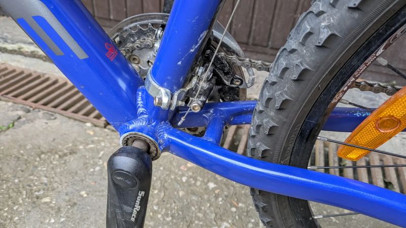 Juniorské kolo s rámem Maxbike 15”, velikost kol 26”