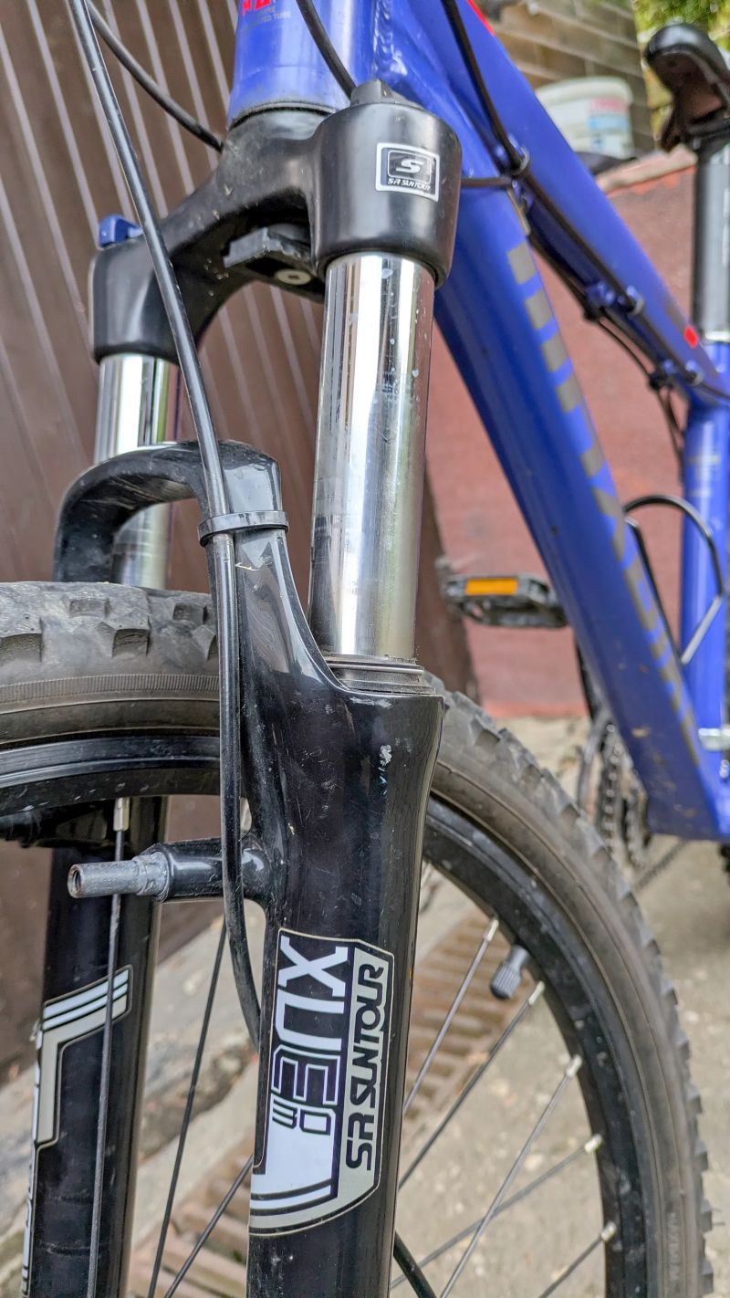 Juniorské kolo s rámem Maxbike 15”, velikost kol 26”