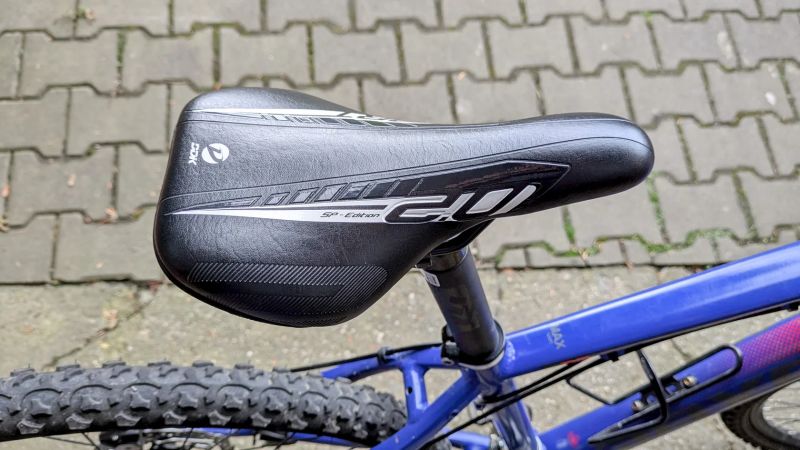 Juniorské kolo s rámem Maxbike 15”, velikost kol 26”