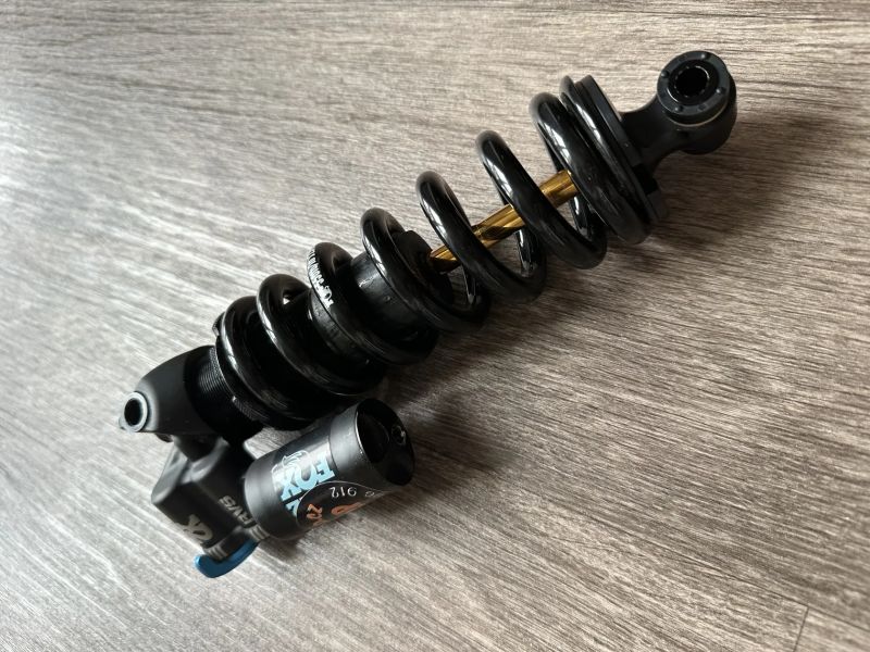 Tlumič Fox DHX2 205x62,5 trunion
