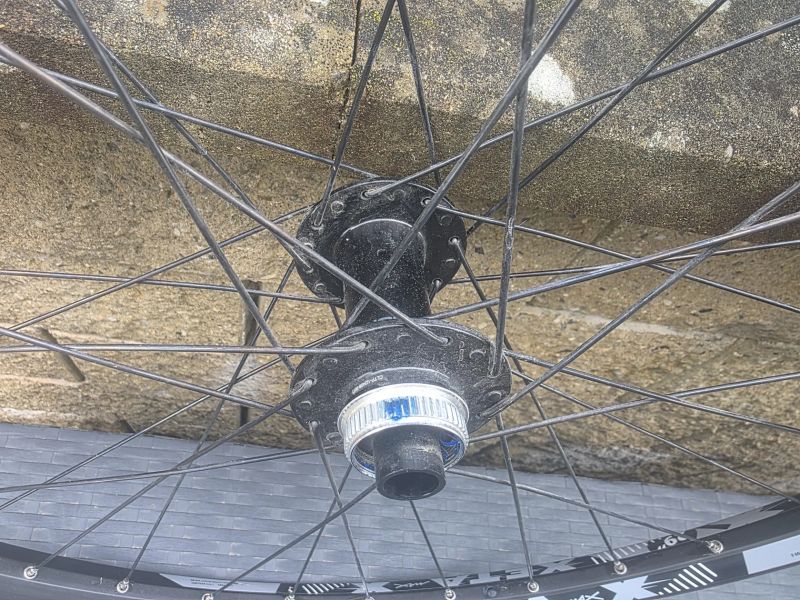 Zapletené kolo Xeta Max X29