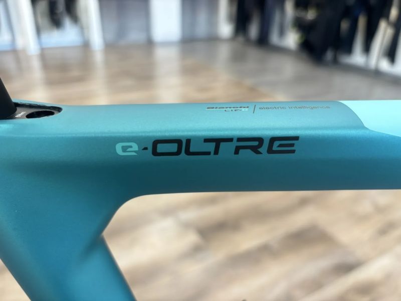 Bianchi E-Oltre Ultegra Di2 (2x12sp)