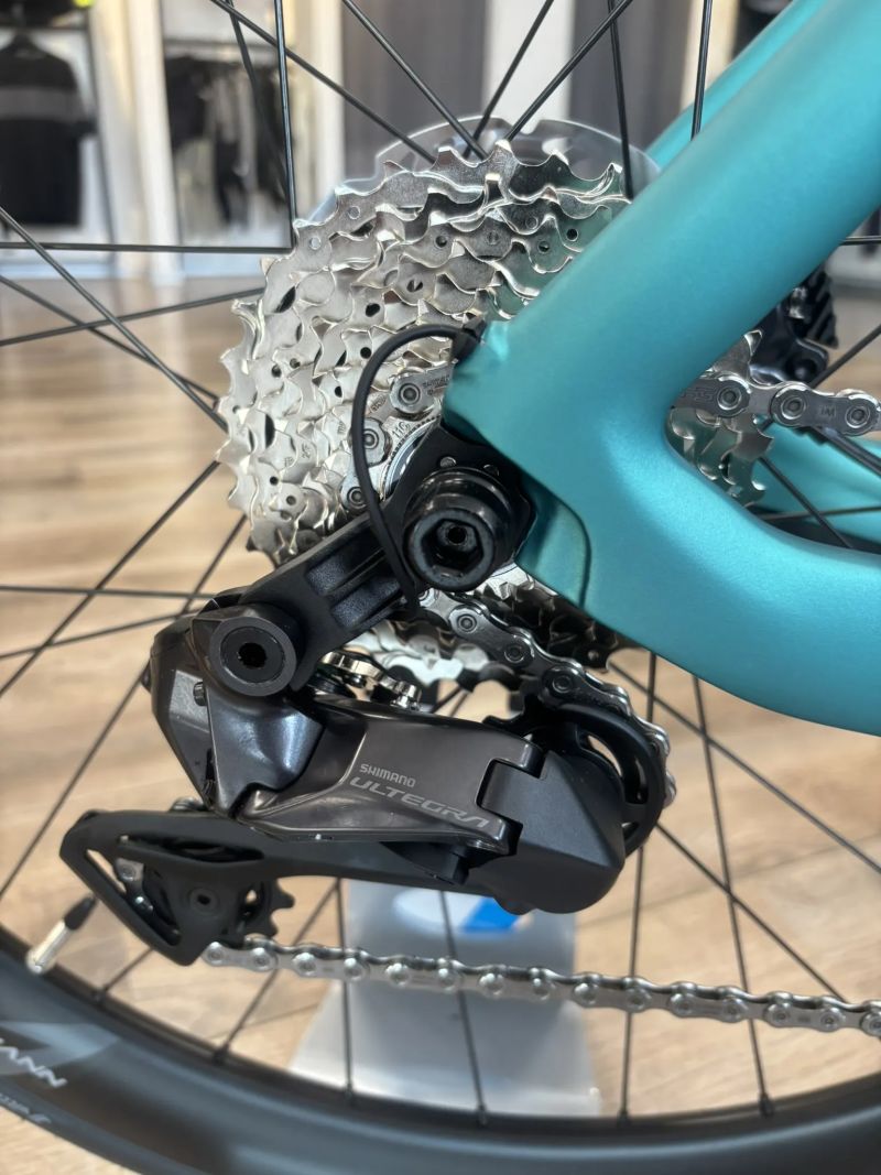 Bianchi E-Oltre Ultegra Di2 (2x12sp)