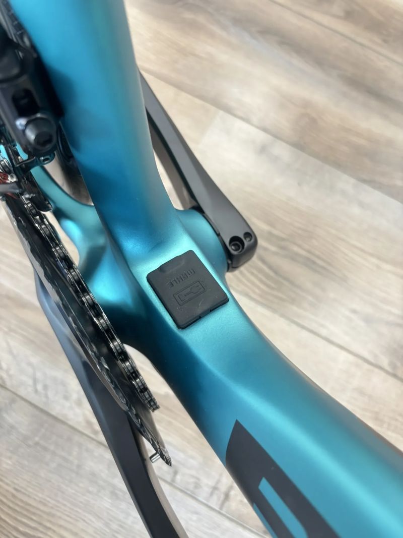 Bianchi E-Oltre Ultegra Di2 (2x12sp)