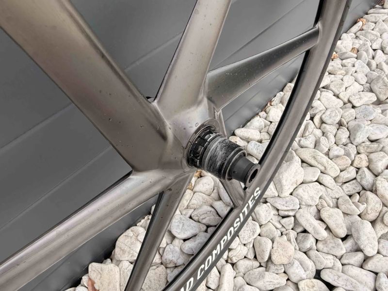 Karbonové loukotě BikeAhead BiTurbo AERO Road 