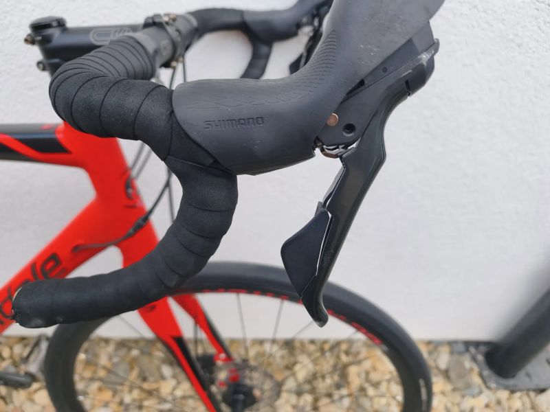 Prodám silniční kolo Cannondale synapse 