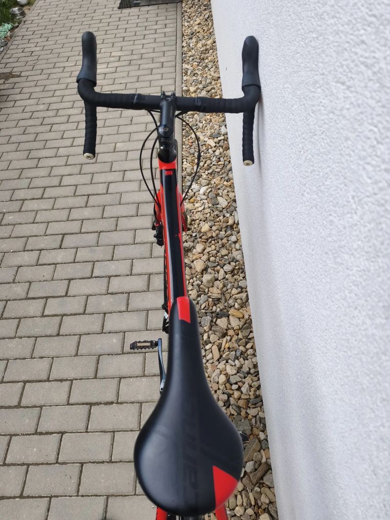 Prodám silniční kolo Cannondale synapse 