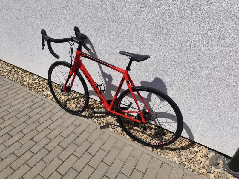 Prodám silniční kolo Cannondale synapse 
