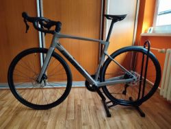 BMC Roadmachine THREE CARBON
