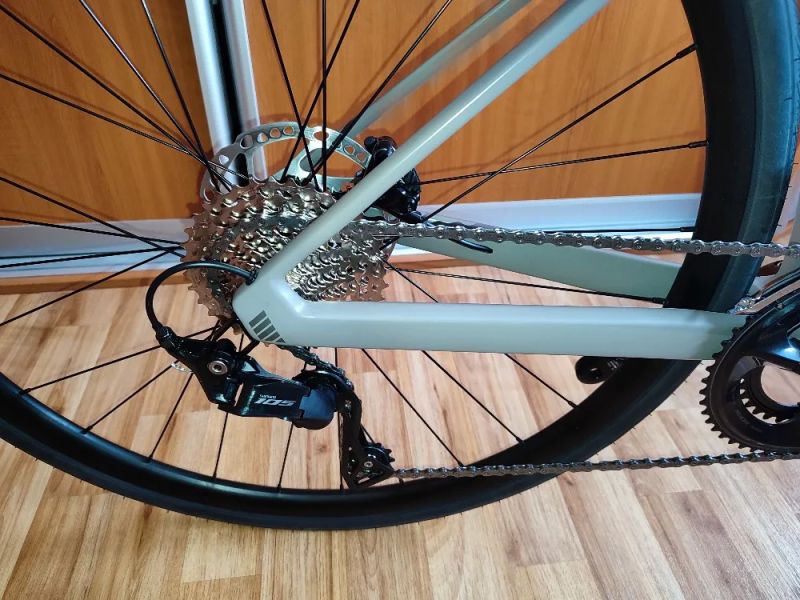 BMC Roadmachine THREE CARBON