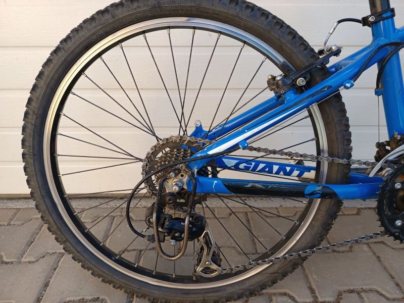 Dětské kolo Giant 24