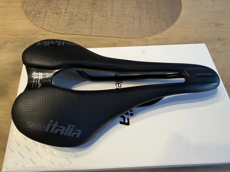 Sedlo Selle Italia SLR Superflow Boost
