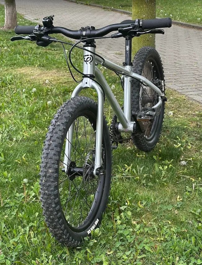 Early Rider Seeker 20