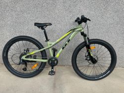 Stomper Ace 24