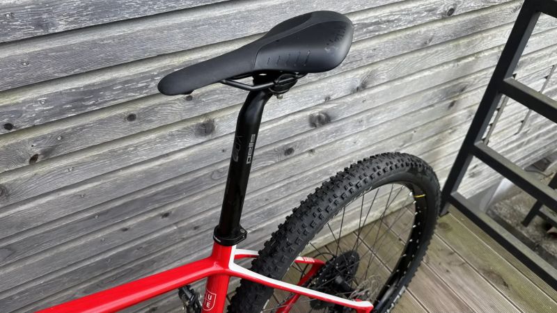 Pells Duke race red