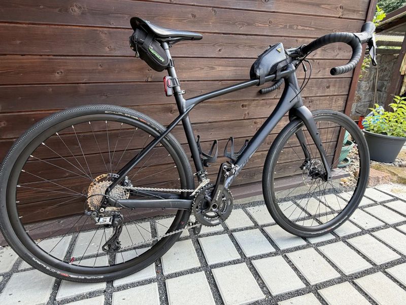 Merida Silex 700 + Mavic Aksium Elite Evo UST Disc CL 28" silniční