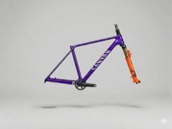 Rám Canyon Exceed CLLCTV