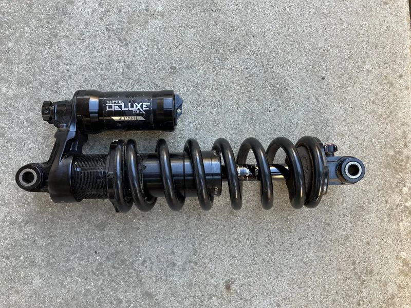 Tlumič Rock Shox Super Delux Coil 230x65 mm, verze 2018-2021 + servisní sada