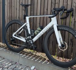 Van Rysel RCR-R Sram Rival AXS