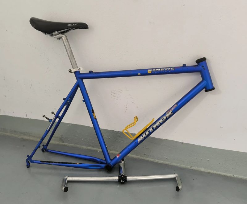 Author Kinetic Cr-Mo 26 rám 