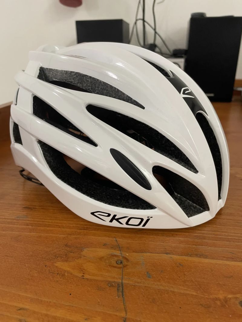 Přilba EKOI CORSA LIGHT Bílá