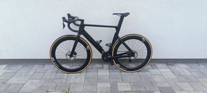 Canyon AEROAD CF SLX 8 DI2