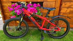 Dětské kolo 20" Rockrider ST900 4-9let postava 100-135cm jako NOVÉ nevyužité.