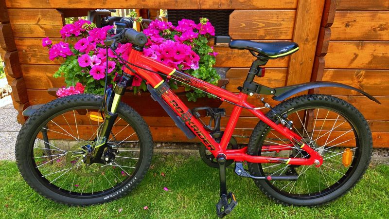 Dětské kolo 20" Rockrider ST900 4-9let postava 100-135cm jako NOVÉ nevyužité.