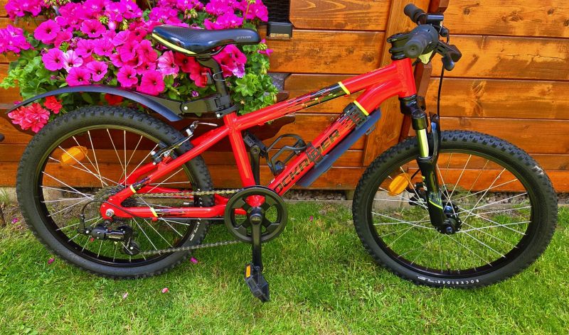 Dětské kolo 20" Rockrider ST900 4-9let postava 100-135cm jako NOVÉ nevyužité.
