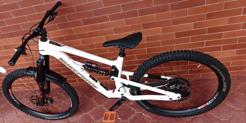 Nukeproof Mega MK4 carbon 290 "L"